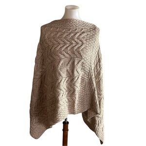 Kilronan Merino Wool V-Neck Poncho Wicker Natural Ireland NOWT Size XS/S
